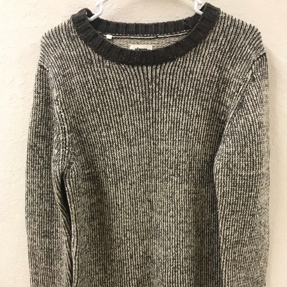 Men’s x small beautiful sweater